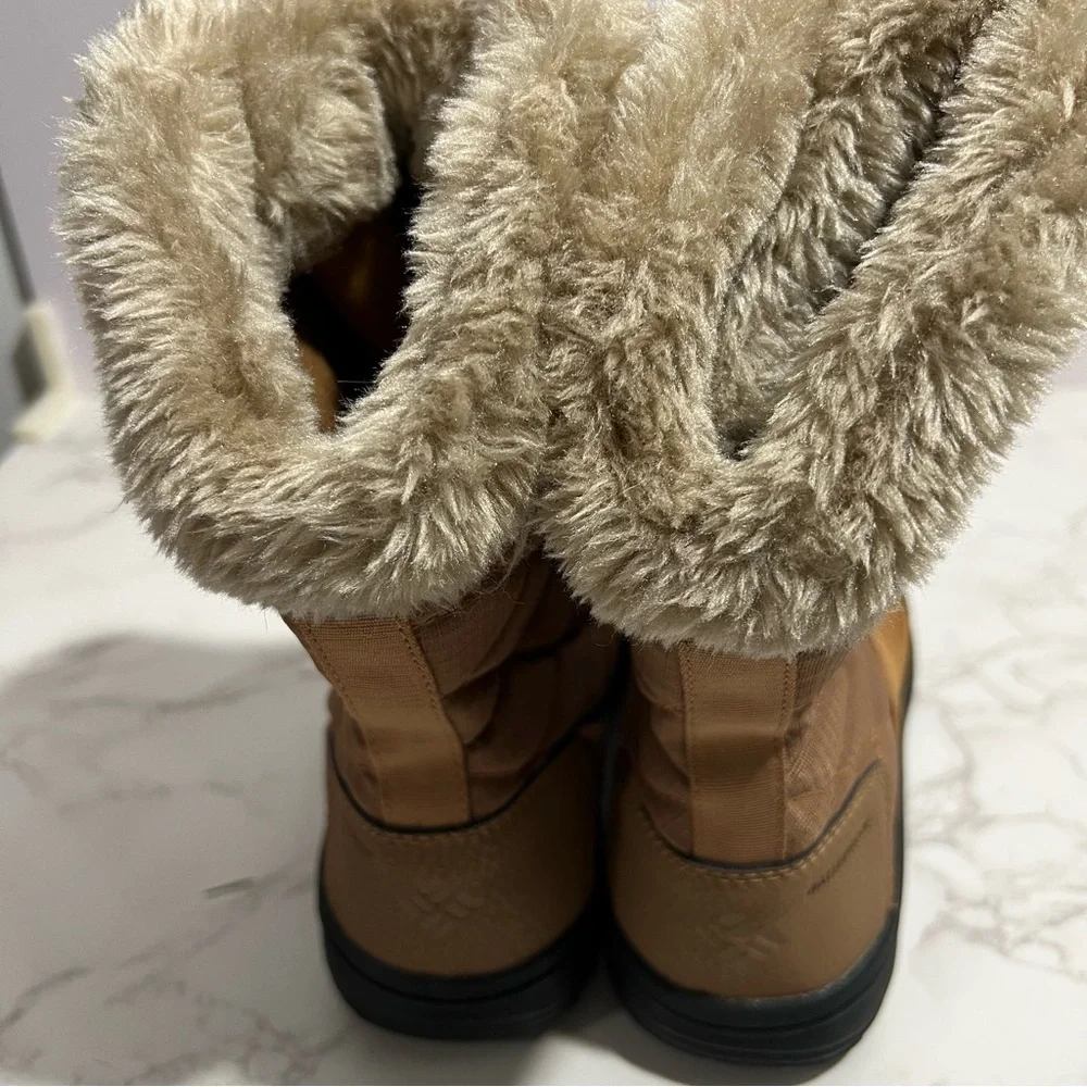 Columbia Women's Ice Maiden II Brown Snow‎ Boots -- 7